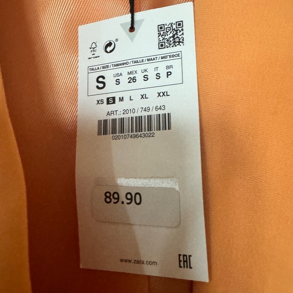 Zara NWT orange straight cut blazer
$89
Size: S - Picture 14 of 14